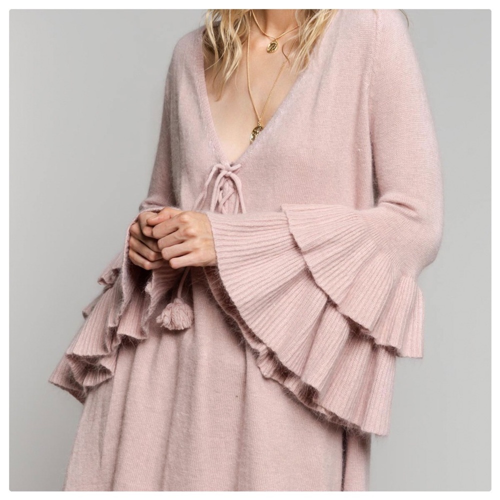 POL Rose Pink Tiered Bell Sleeve Tunic Sweater - Picture 2 of 9
